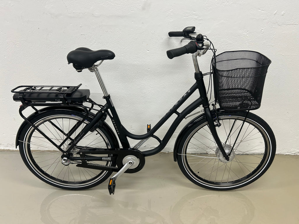 BEGAGNAD Monark E-Karin Front 3vxl Svart 47
