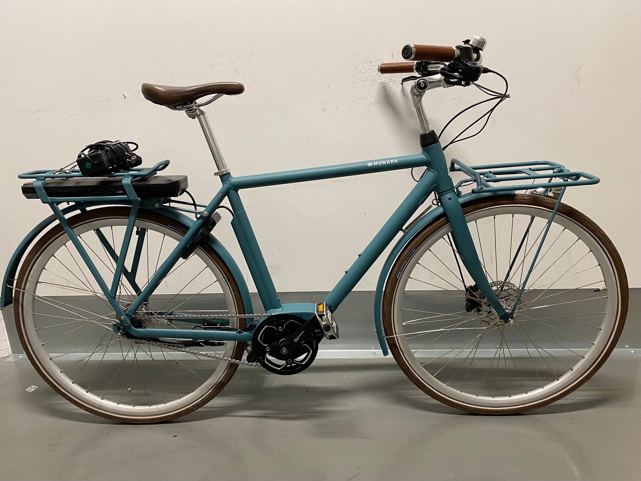 BEGAGNAD Monark E-Sture-Blå-53