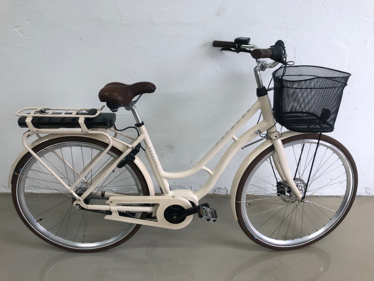 BEGAGNAD Monark E-Karin Center 7vxl Sand 51